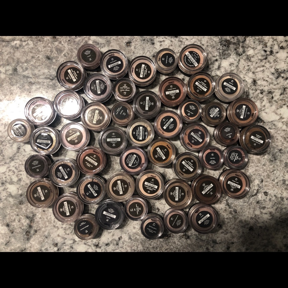 BAREMINERALS EYESHADOW SET!